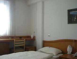 Omega Ambasador Hotel Сараево Номер фото